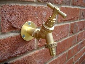 MPE Plumbing Heating Gas - Outside Garden Tap - On Wall